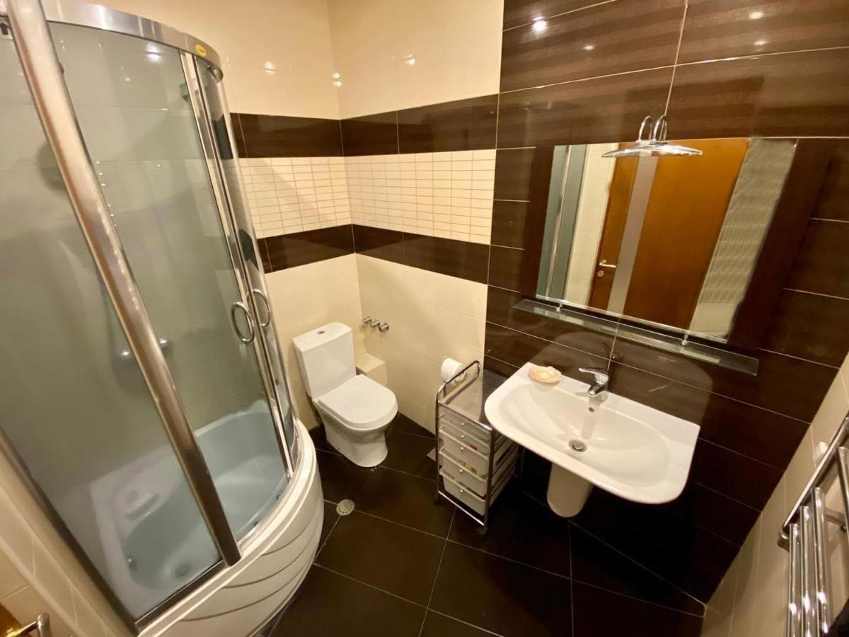 City Center Cute Flat 3 Rooms Erevan Exterior foto
