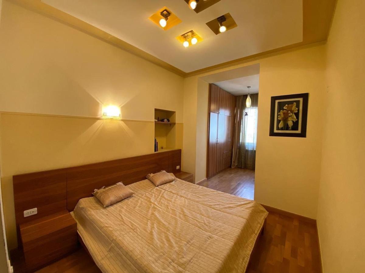 City Center Cute Flat 3 Rooms Erevan Exterior foto